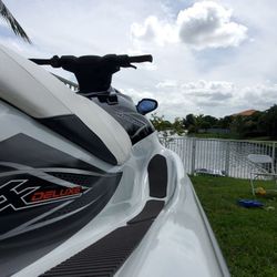 2013 Yamaha VX Deluxe Jetski  - Trailer Included - Never In Salt Water