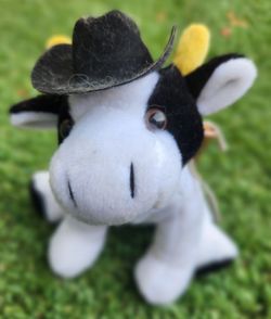 Plush Cow Stuffed Animal with Cowboy Hat