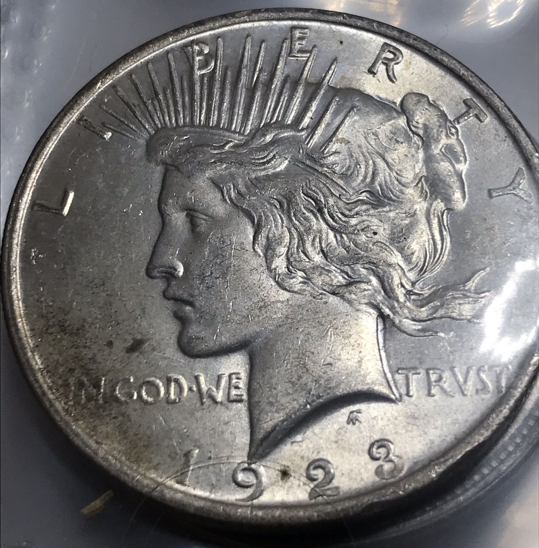 1923 P Peace Silver Dollar ~ Uncirculated!!! Lustrous!!!