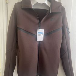 Nike Men’s Brown Performance Jacket ( Medium)