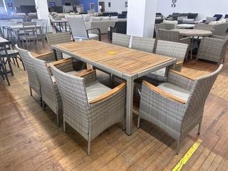 9pc Outdoor Patio Dining Set - BRAND NEW