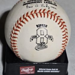 CAL RIPKEN, JR SOUVENIR BASEBALL!