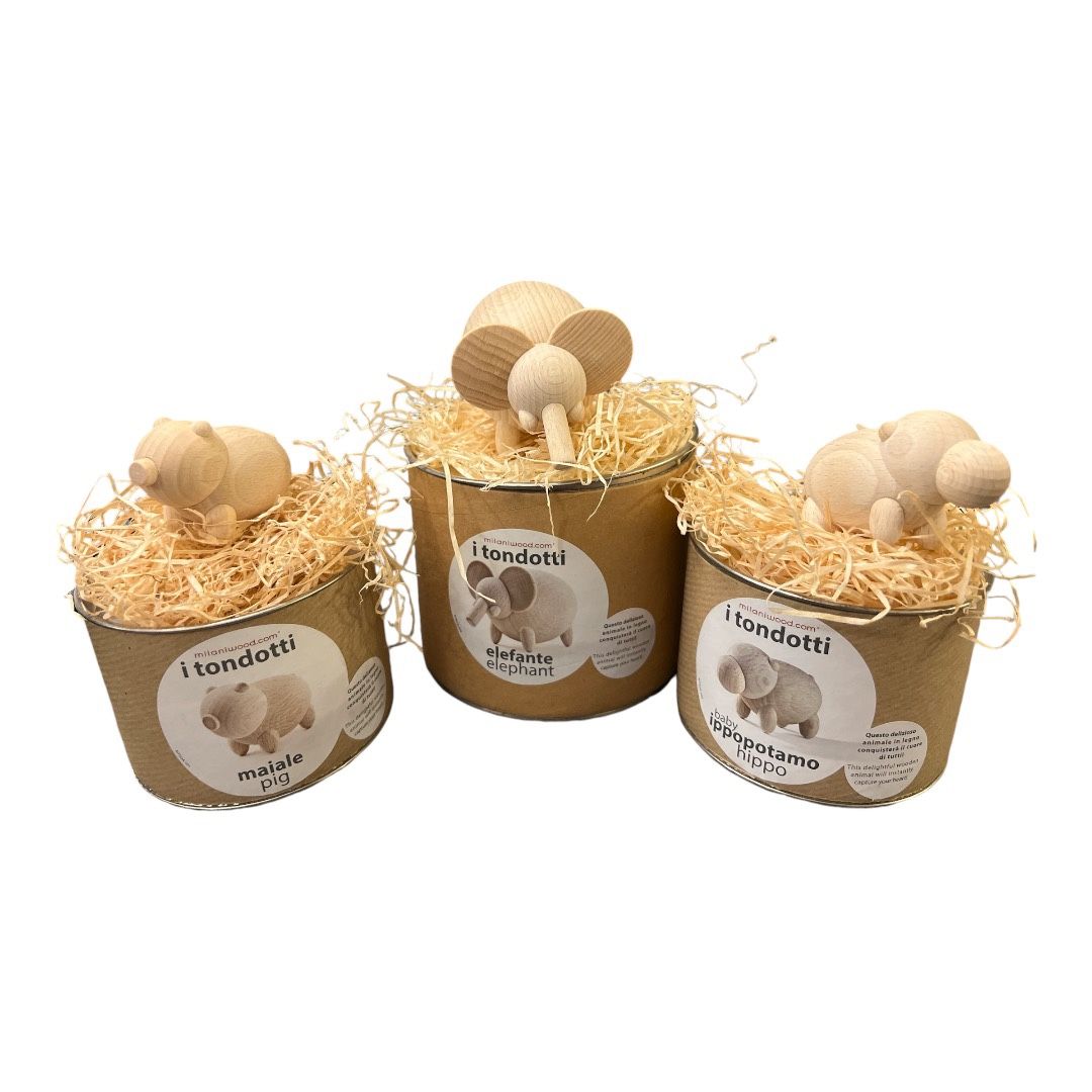 Milaniwood i tondotti elefante, Milaniwood’s i tondotti maiale pig., Milaniwood is tondotti baby ippopotamo hippo