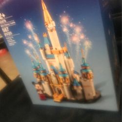 Very Rare Sealed Lego Disneyland Castle Set