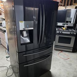 Refrigerator Samsung Black Stainless Steel 