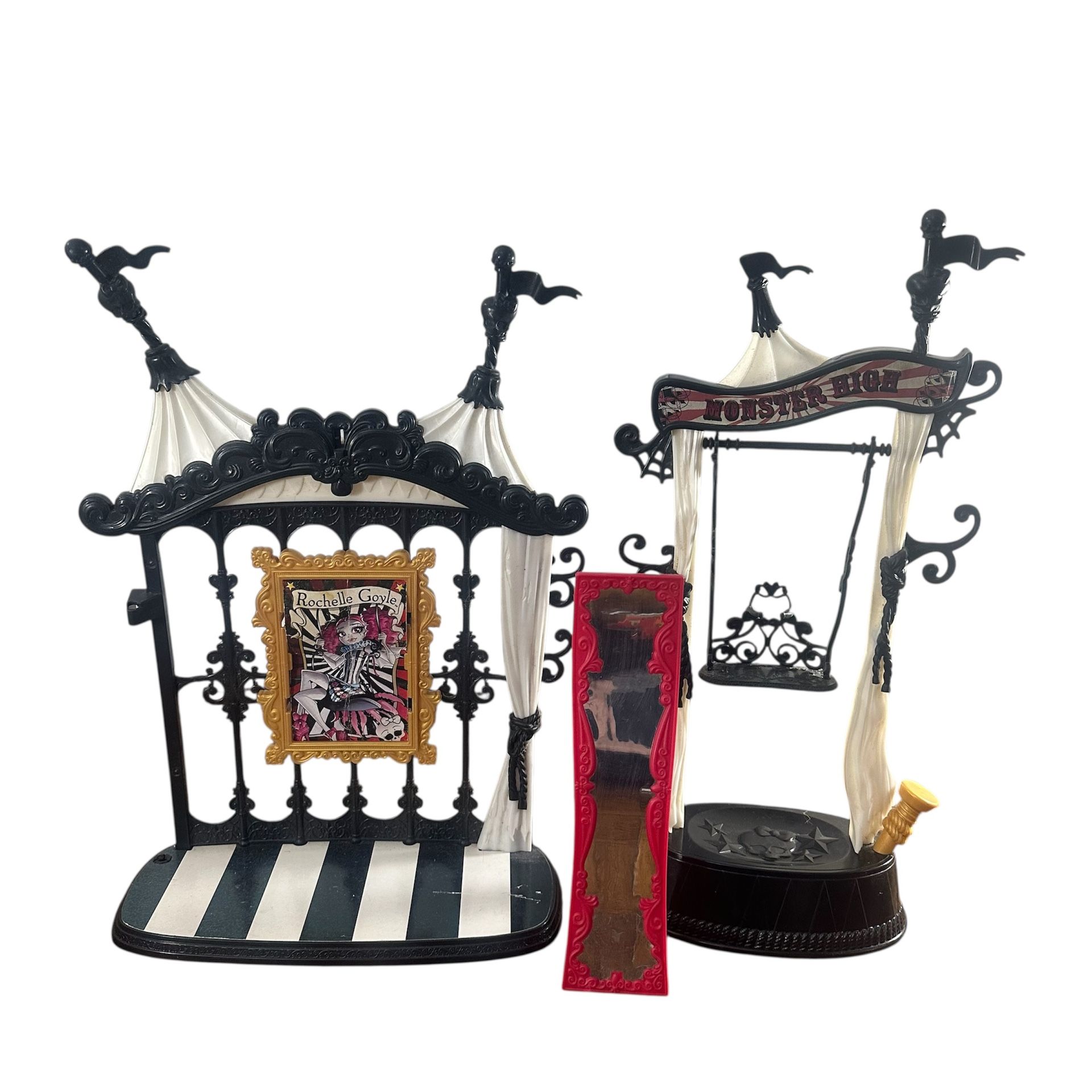 Monster High Freak Du Chic Circus Scaregrounds Playset 2015 Rare HTF Near Comple Step right up! This is the Monster High Freak Du Chic Circus Scaregr