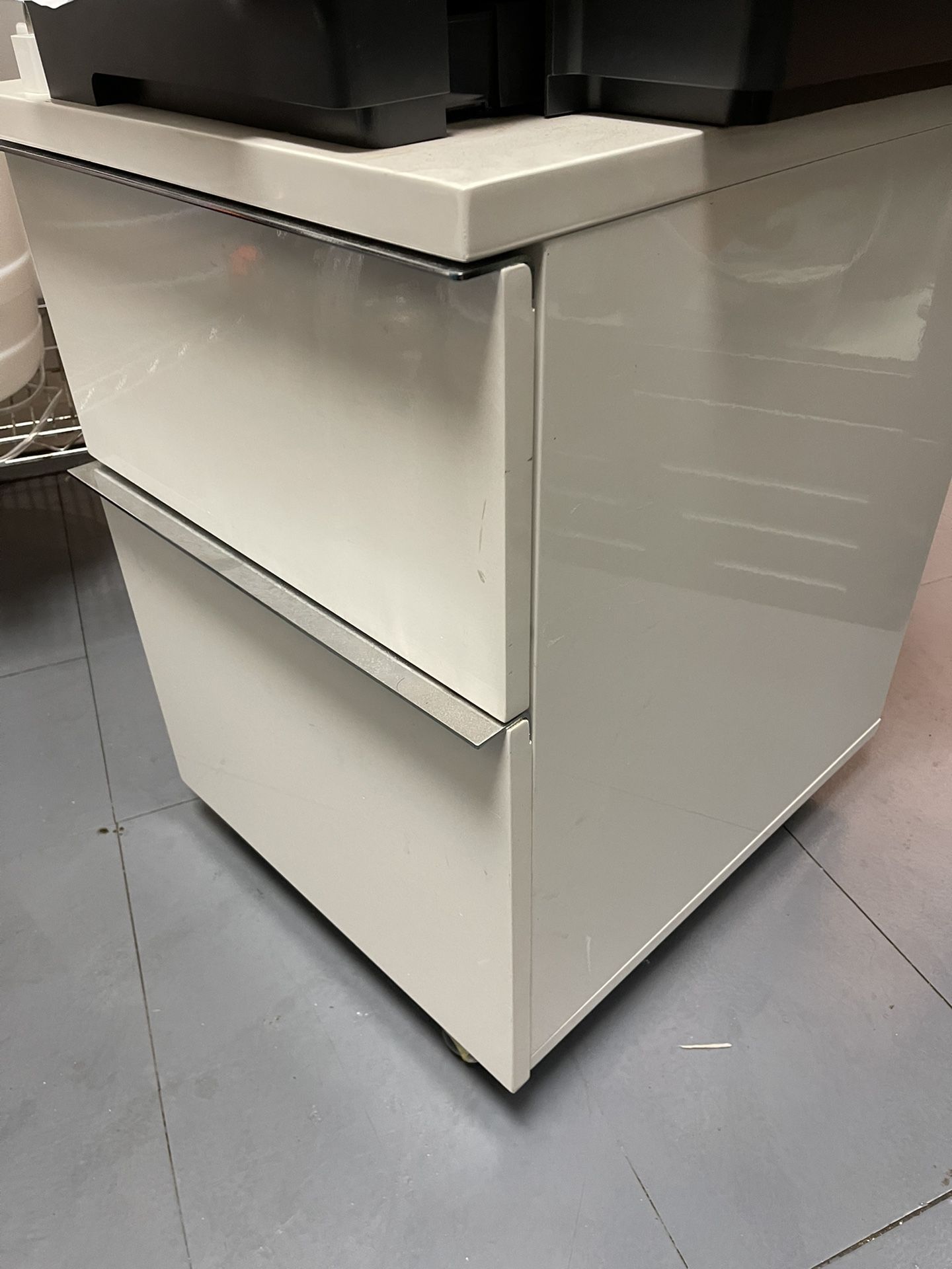 Desk Table And Filing Cabinet (MUST PICK UP)