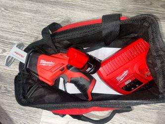 M12 12V Lithium-Ion HACKZALL Cordless Reciprocating Saw Kit with One 1.5Ah Battery, Charger and Tool Bag