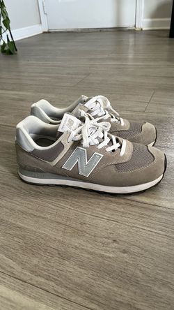 New Balance 574 Core Grey/White — Women’s 9.5