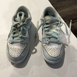 White Blue Nike Shoes size 5