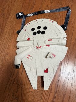 Title: “Disney Parks Millennium Falcon Popcorn Bucket - Light Up, Never Used, Tag Included” Description: “This is a brand new, never used Disney Mill