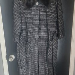 Trina Turk Coat (READ FULL DESCRIPTION) 