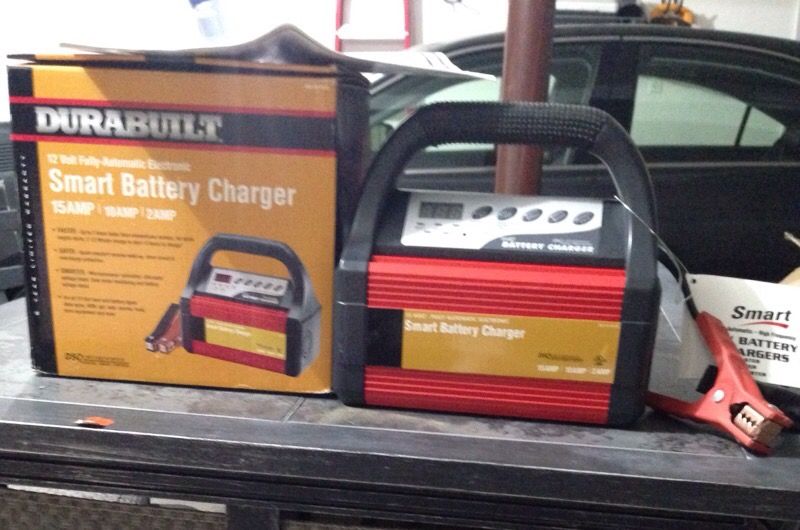 Durabuilt 12v Smart Battery Charger, 15 amp, 10 amp, 2 amp! Like New
