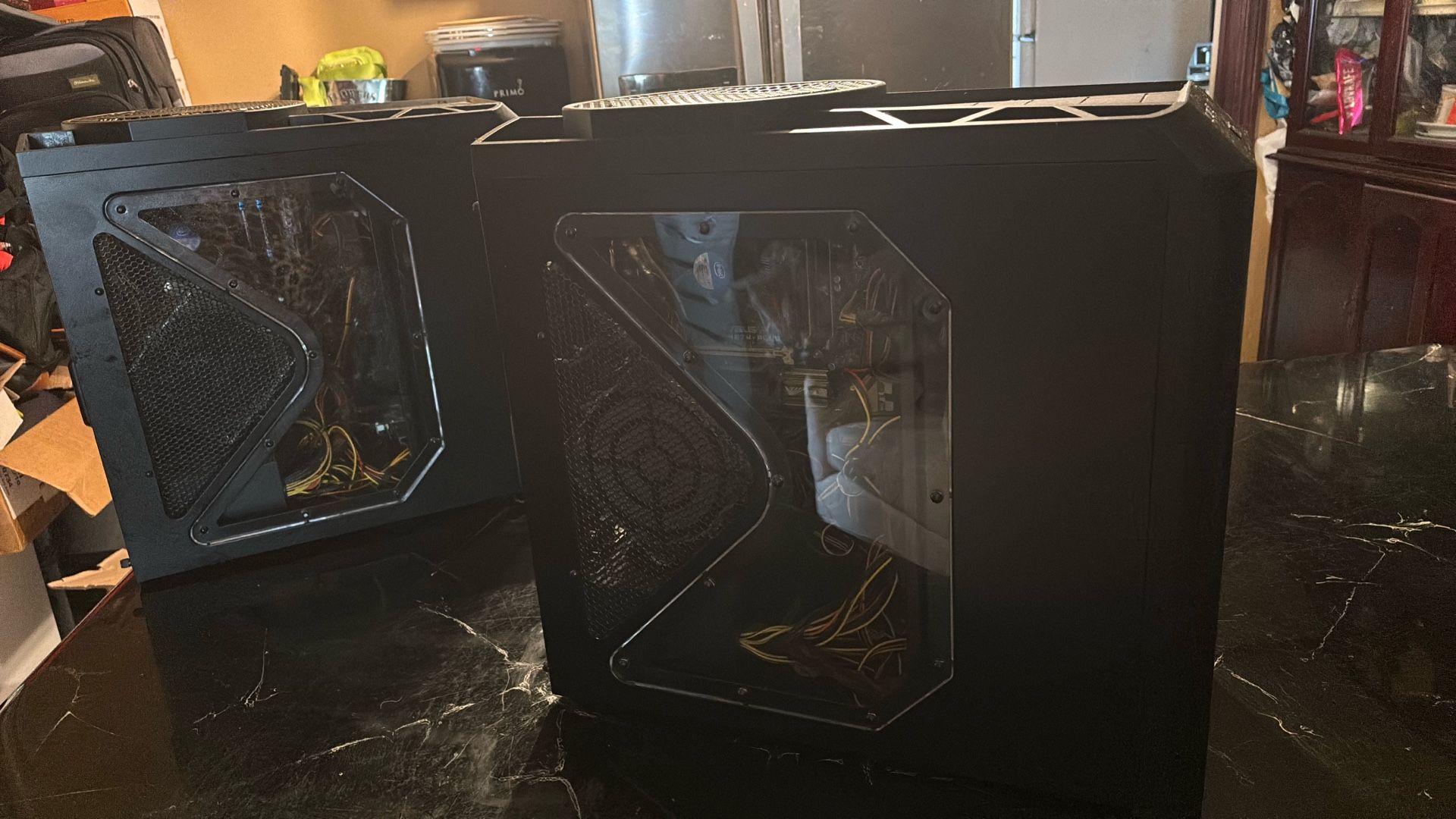 Antec Nine Hundred Two V3 ATX Mid Tower Gaming Case.