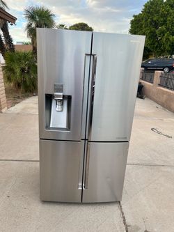Refrigerator Samsung stainless steel counter depth 4 door