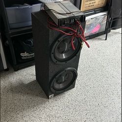 Speaker and Amp

(Make Me An OFFER)
