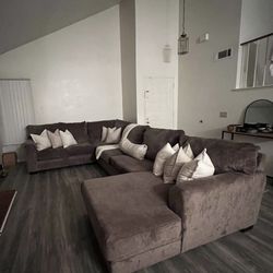 4 Piece Sectional Couch