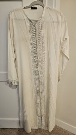 Free ABAYA (?)
