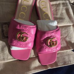 Gucci Slides 