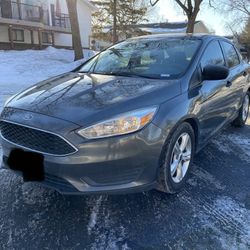 2017 Ford focus S Sedan 4D