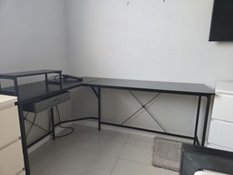 Free Furniture