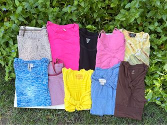 Juniors/Teens/Woman shirt bundle, size Small & Medium