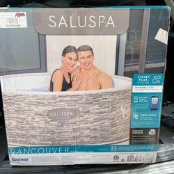 New In Box SaluSpa 61"x24" Vancouver AirJet Plus Inflatable Hot Tub