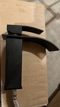 Bathroom Faucet Matte Black Modern Waterfall Single Hole