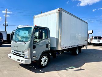 2017 Isuzu NRR 20’ Box truck + lift gate