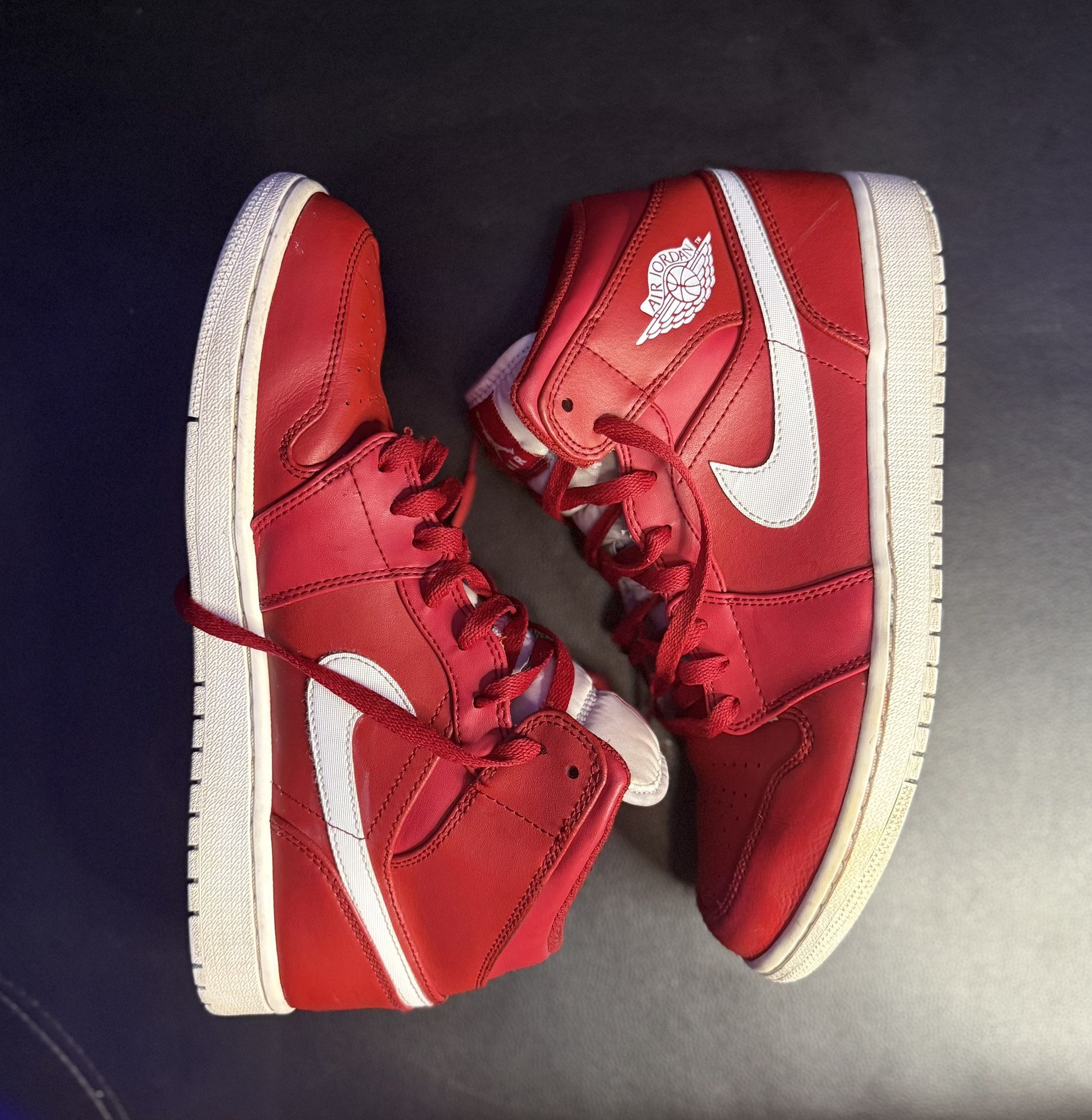 RETRO 1 SHOE