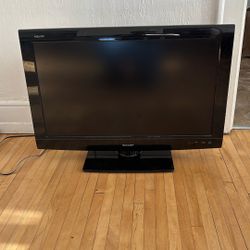 40” Sharp Aquos TV