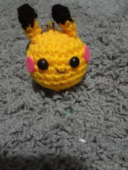 Pokemon ball keychain