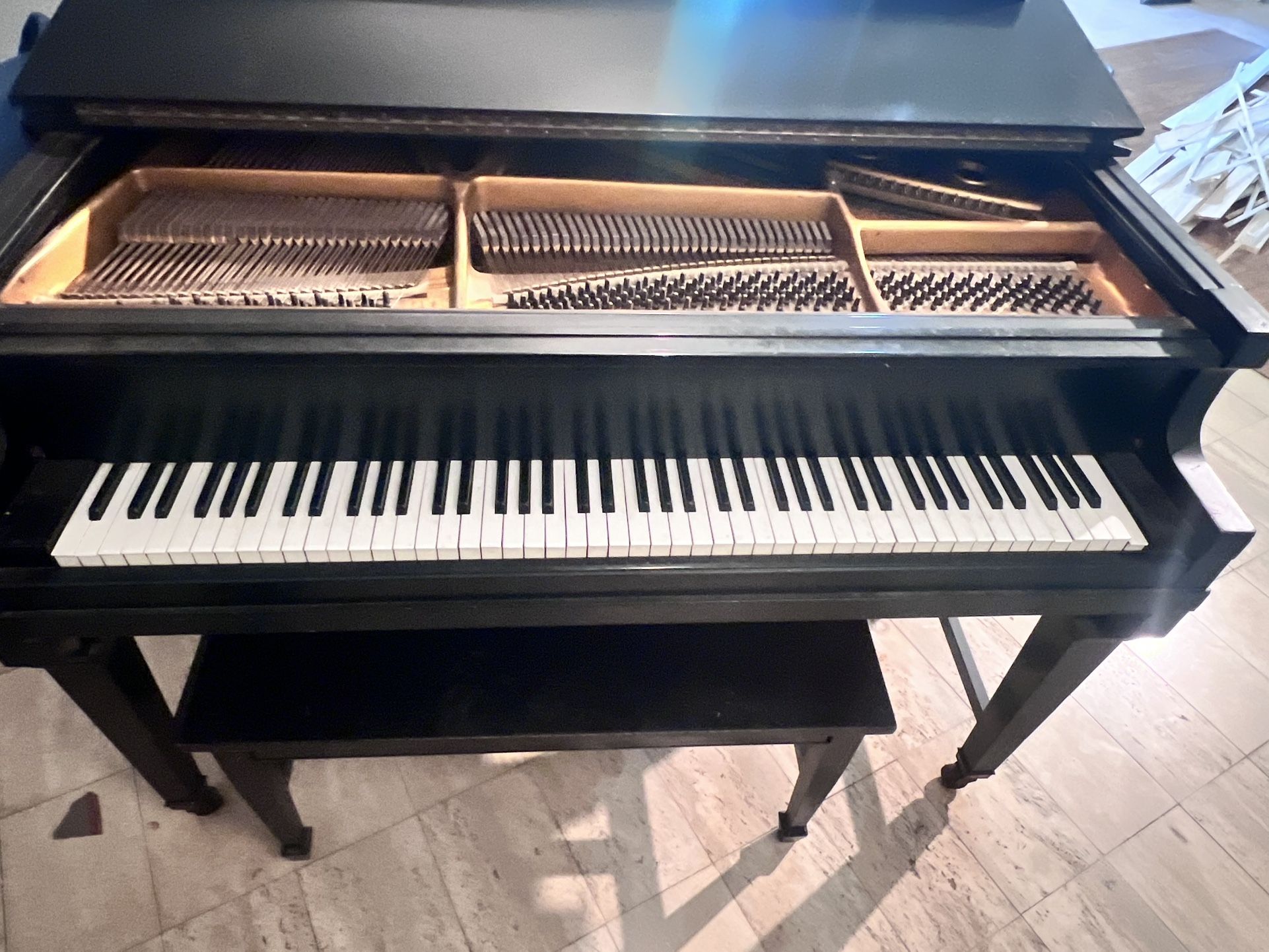 Free Piano