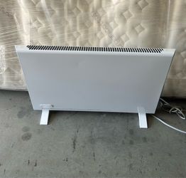 DeLonghi Convection Panel Space Heater