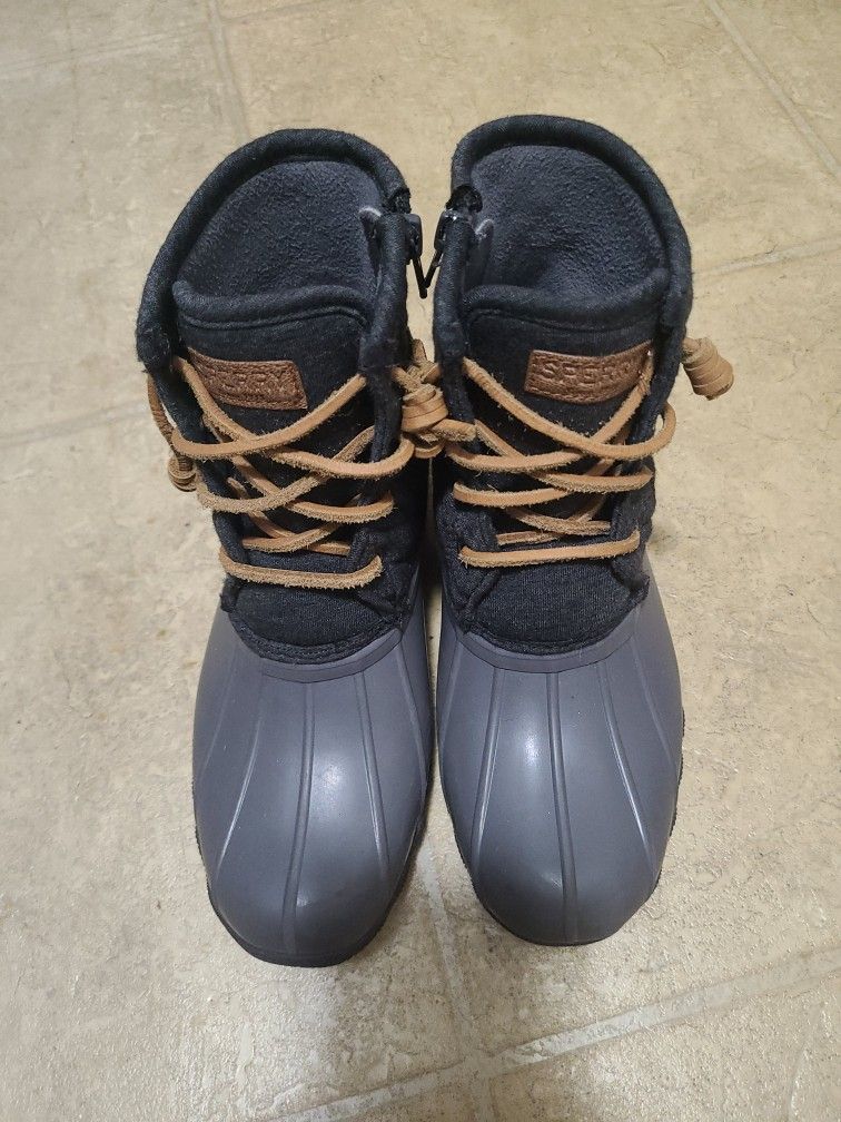 Super Cute Girl's Sperry Rain Boots Sz 2