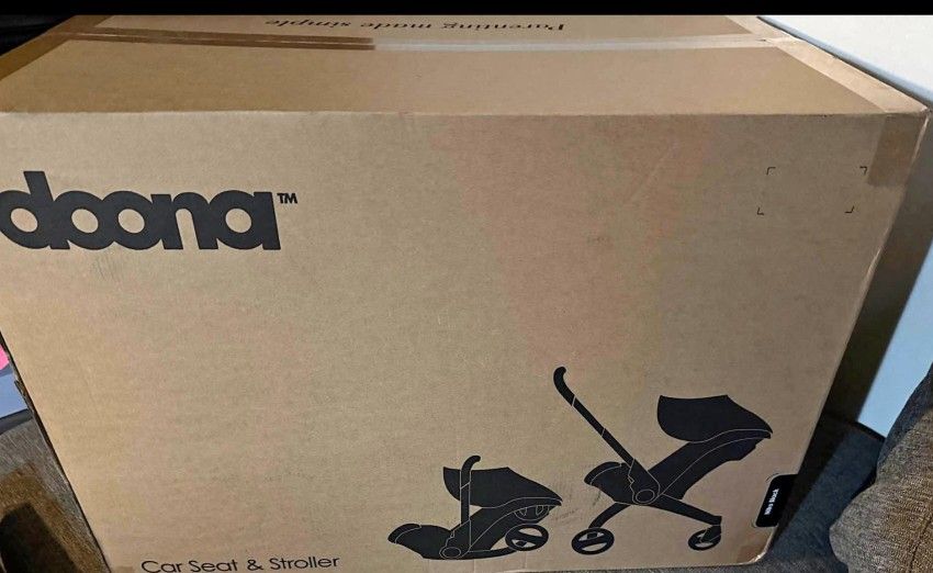 Donna Carseat And Stroller
