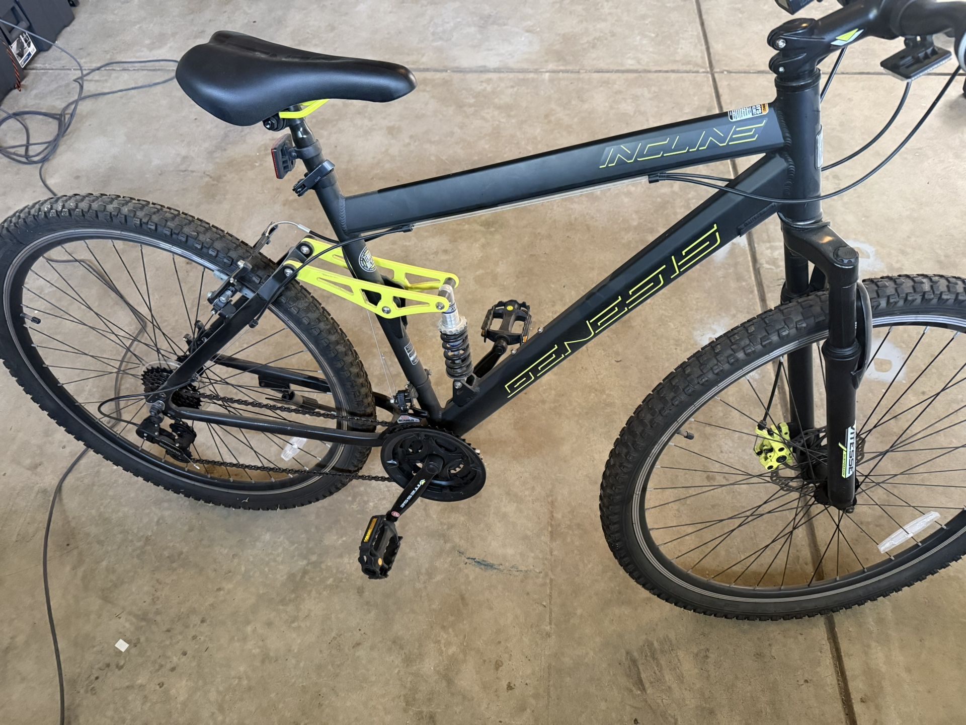 Genesis Incline 29” Full-Suspension Mountain Bike Price: $140 OBO