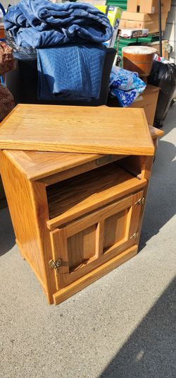 TV STAND
