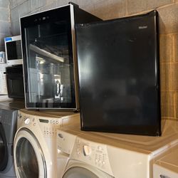 Mini fridge mini microwave back to school deal