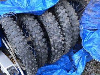 05 CRF250 96 EXC300 92-04 Kx500 Whees runs tires