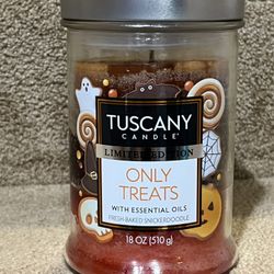 Tuscany 18 Oz Halloween Candle-New! 2 Wick-Only Treats