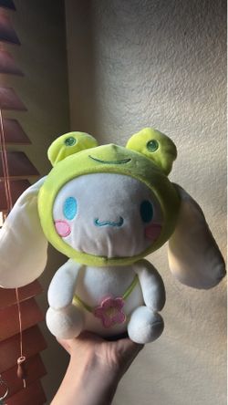 Frog Cinnamon roll