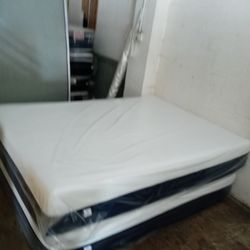 Queen size memory foam