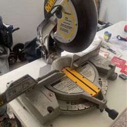Dewalt