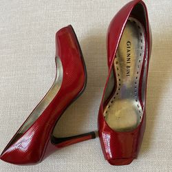 Women’s Gianni bini high heel size 6 1/2