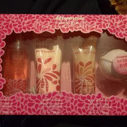 Aeropostale Gift Set