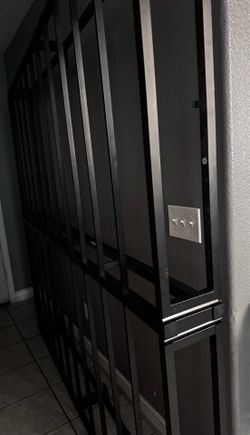 King metal bed frame