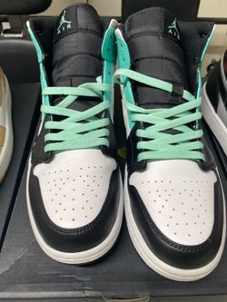 Jordan 1 Mid