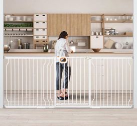 Extra large gate