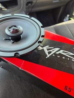 Skar speakers